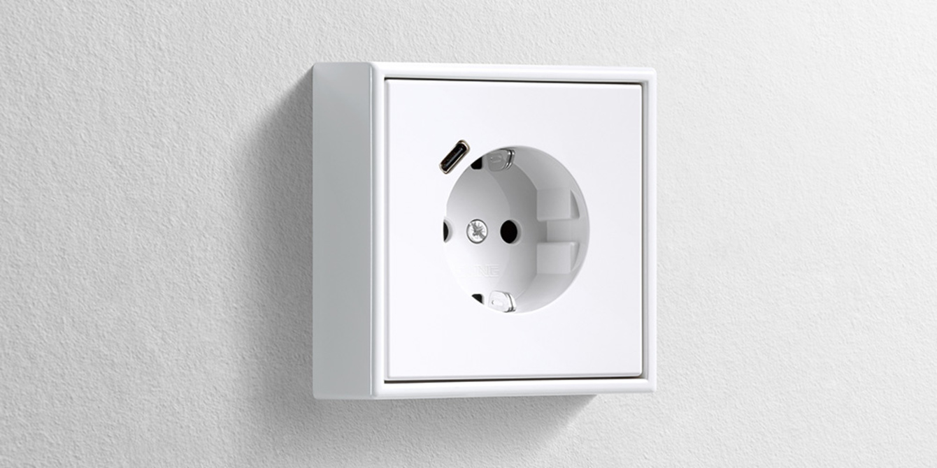 Erweiterter Anschlussraum für die Nachrüstung bei Aziz Osman Elektroinstallation in Gießen